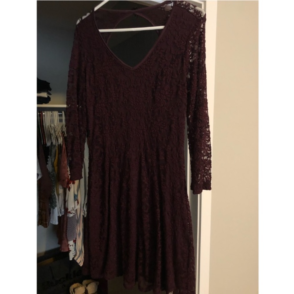 Burgundy lace dress, Small